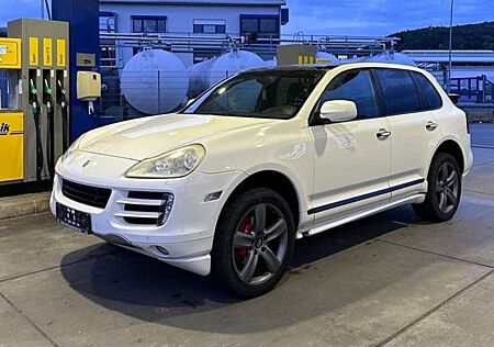 Porsche Cayenne 3L TDI Allrad Luftfederung Weiß mit Schwarz Leder