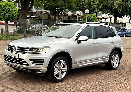 VW Touareg Volkswagen V6 4M 2X R-LINE INDIVIDUAL EXKLUSIV PANO