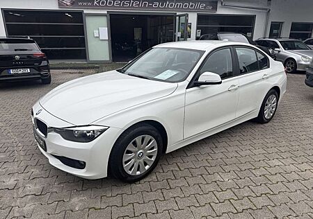 BMW 316i 316 F30 1. Hand