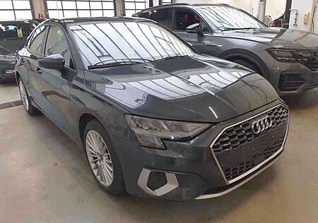 Audi A3 Limousine 30 TFSI advanced