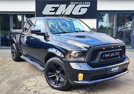 Dodge RAM 1500 Sport Crew Cab 4X4 LONG BED