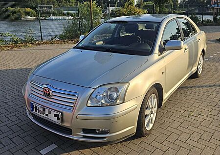 Toyota Avensis 1.8 Executive Liftback