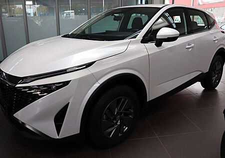 Nissan Qashqai 1.3 AT MHEV MJ2025 Carplay LED Klimauto