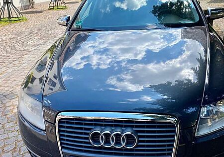 Audi A6 Avant 3.0 TDI DPF quattro tiptronic