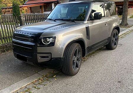 Land Rover Defender 90 X-Dynamic S