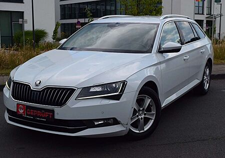 Skoda Superb Combi Green tec 190 PS,Navi,Alcantara