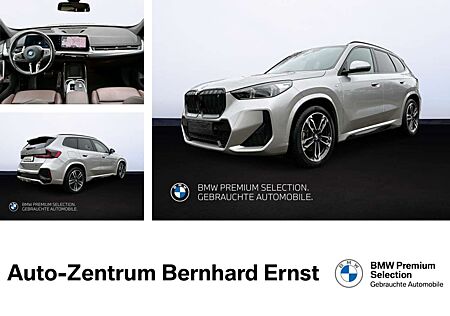 BMW iX1 xDrive30 M Sport Pano ACC+ HuD AHK HK 360Â°