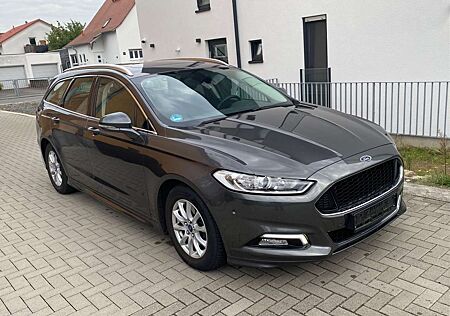 Ford Mondeo Turnier 2.0 TDCi ST Line Titanium