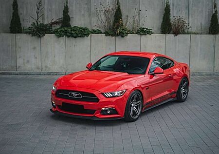 Ford Mustang 5.0 Ti-VCT V8 Aut. GT *DEUTSCHE AUSFÜHRUNG*