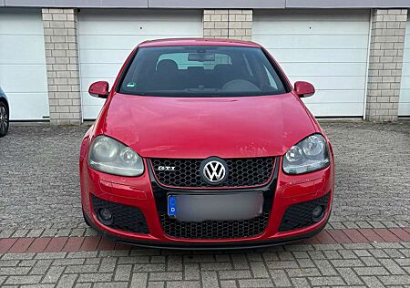 VW Golf GTI Volkswagen Golf V 5-Türer 2.0