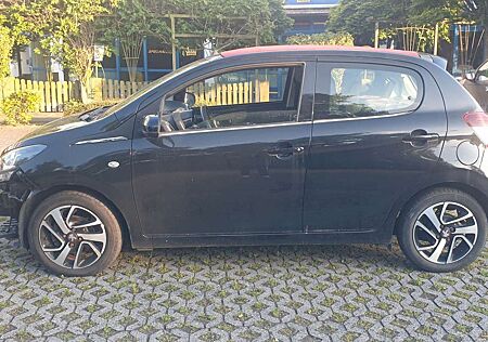 Peugeot 108 Active VTi 68 Faltdach