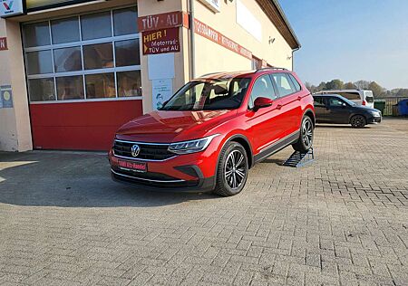 VW Tiguan Volkswagen Life**1.Hand**3551km**