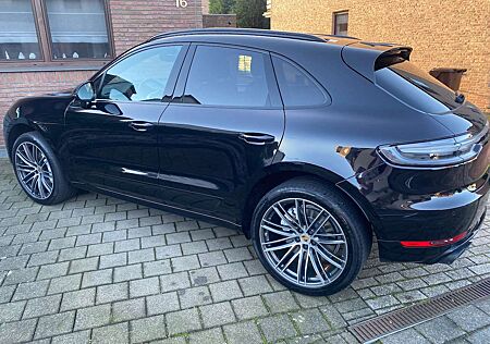 Porsche Macan Turbo PDK