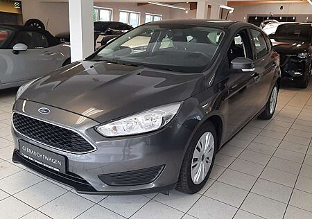 Ford Focus 1.6 Ti-VCT Trend