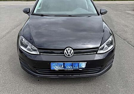 VW Golf Volkswagen 2.0 BlueTDI Highline
