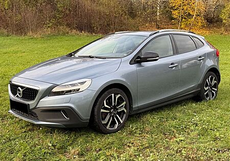 Volvo V40 CC V40 Cross Country V40 Cross Country D2 Geartronic Summum