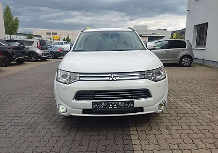 Mitsubishi Outlander PHEV Instyle 4WD