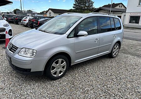 VW Touran Volkswagen 2.0 TDI Highline 7-Sitzer Tempomat AHK