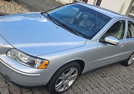 Volvo S60 2.4 Edition TÜV NEU