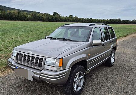 Jeep Grand Cherokee 5.9 Limited LX