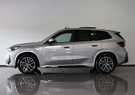 BMW X1 30 xDrive M Sport AHK Pano ACC LED Kamera