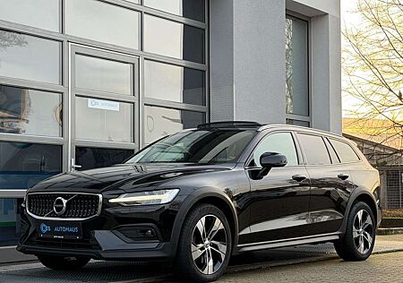 Volvo V60 CC V60 Cross Country V60 CROSS COUNTRY PRO B4 AWD*PANO*HARMAN*KAM*LED