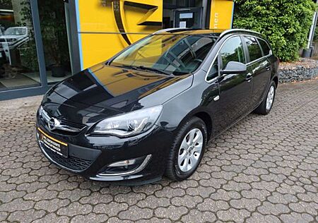 Opel Astra J Sports Tourer Diesel /Anhängerkupplung