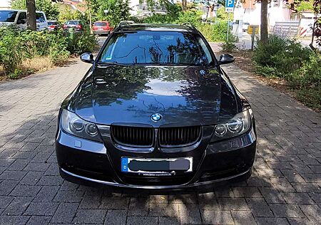 BMW 320 Xenon/Navi/Pdc/Bluetooth/Allwetter/6-Gang