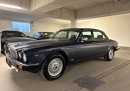 Jaguar Daimler Double SiX XJ12 *Historie*Sammlerzustand*1A+