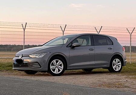 Volkswagen Golf Golf VIII Life 1,5 eTSI Mild-Hybrid 110 kW 150 PS