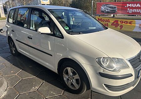 VW Touran Volkswagen Conceptline EcoFuel