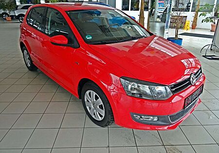 VW Polo Volkswagen V Life