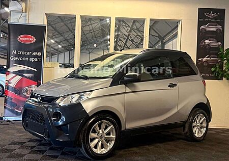 Aixam Crossline Silber S9 8 PS Mopedauto Microcar 45KM