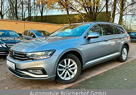 VW Passat Variant Volkswagen Business DSG/Navi/AHK/PDC/SHZ/ACC