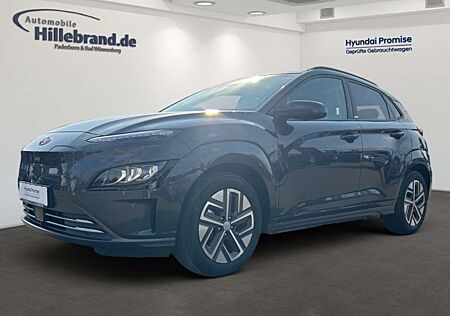 Hyundai Kona Trend Elektro 2WD HUD Navi Digitales Cockpit Sound