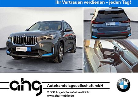 BMW iX1 xDrive30 AHK Adaptives Fahrwerk Memory vorn