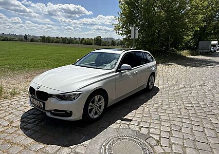 BMW 318d 318 Touring Aut. Sport Line