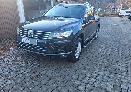 VW Touareg Volkswagen V6 TDI BMT/Start-Stopp Terrain Tech 4Motion