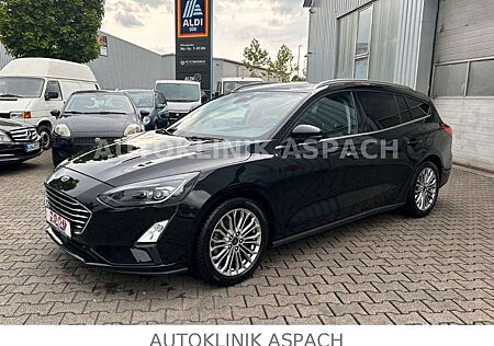 Ford Focus Turnier Titanium *AUTOMATIK * LED * TEMP