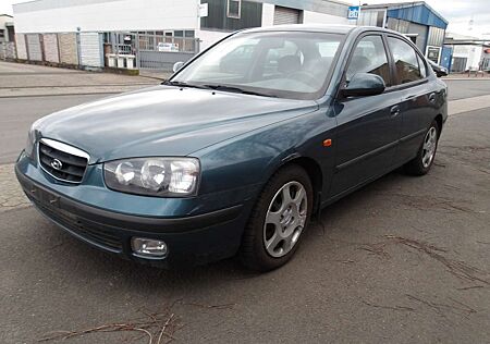 Hyundai ELANTRA Elantra 1.6i GLS TÜV BIS 04-2028
