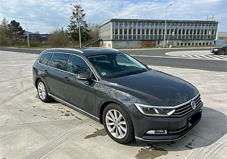 VW Passat Variant Volkswagen Highline/Alcantara/Panorama/190PS/Dynaudio Sound