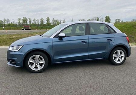 Audi A1 Sportback 1.0 TFSI ultra Sportback