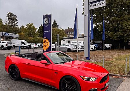 Ford Mustang *LEDER*Kamera*CARFAX ohne Eintrag*