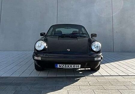 Porsche 911 Carrera CS Coupe mit Fuchs-Felgen