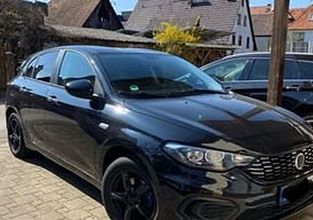 Fiat Tipo 1.4 T-Jet Easy