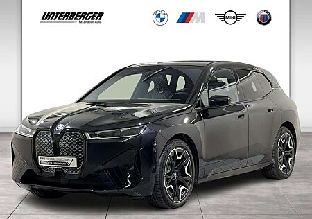 BMW iX xDrive50 Sportpaket Excellence Luftfeder AHK