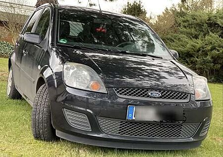 Ford Fiesta 1.3 Ambiente Tüv neu