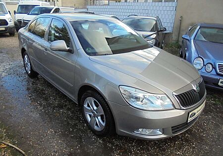 Skoda Octavia 1.4 TSI Elegance Klimatronik,AHK,2-Hand!!!