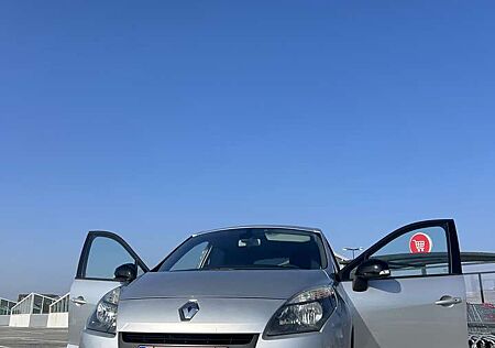 Renault Scenic Energy dCi 130 Start & Stop Bose Edition