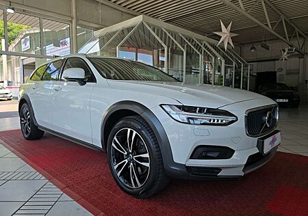Volvo V90 Cross Country Pro AWD+AHK+STANDH+LEDER+LED+